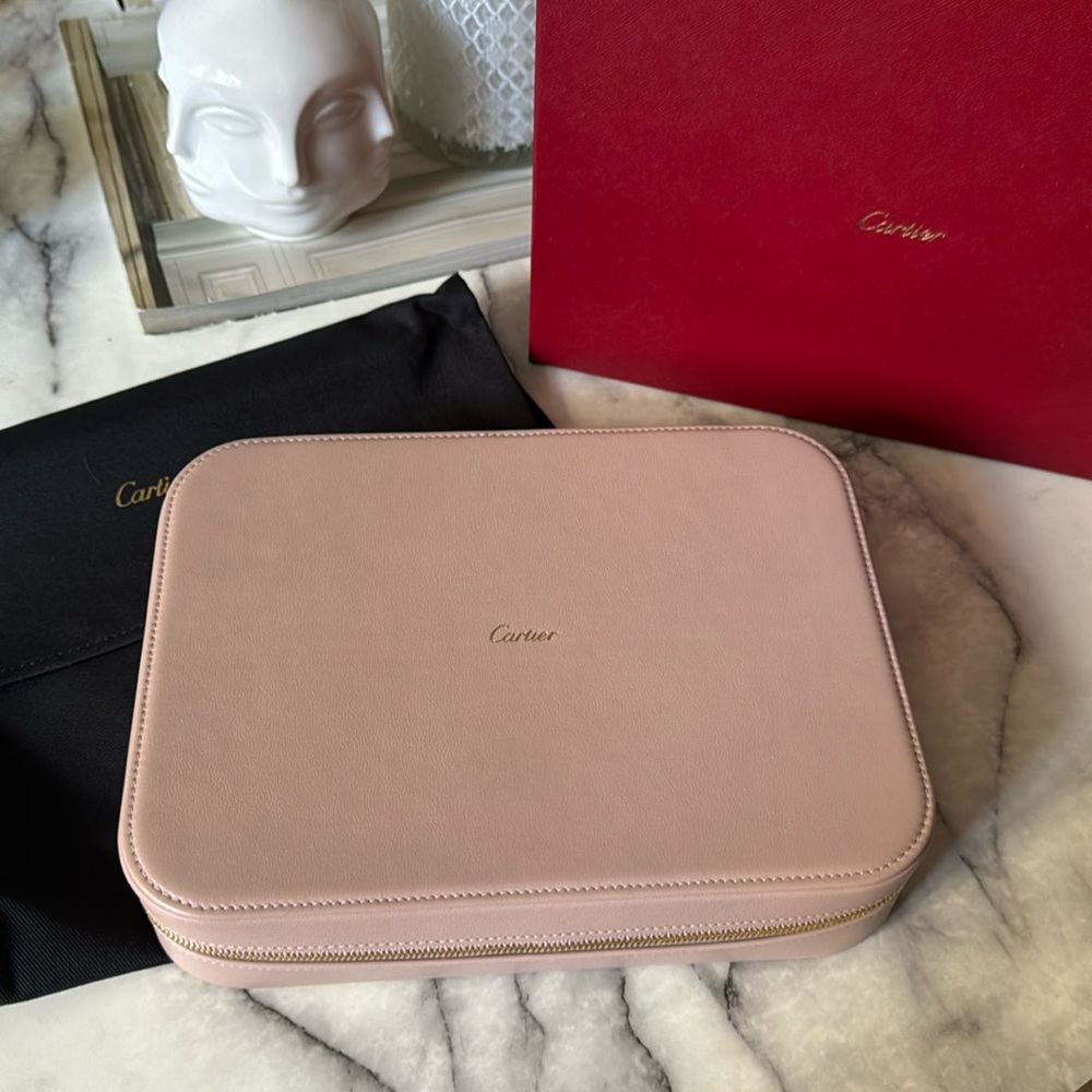 VIP CARTIER GIFT traveling jewelry box - blush pink